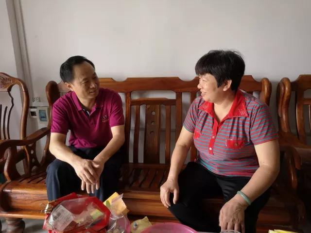 崇敬勞模，關愛走訪暖人心