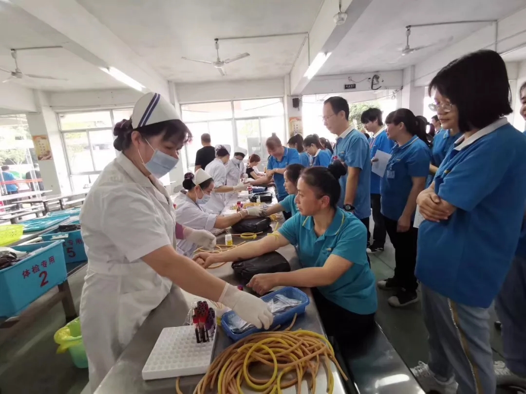 梧州市總工會(huì)開(kāi)展為職工（農(nóng)民工）免費(fèi)送健康上門(mén)體檢活動(dòng)