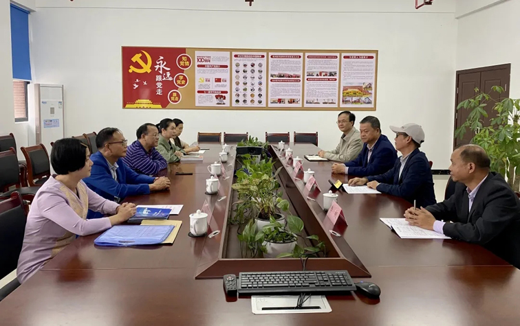 咱們主動(dòng)“跑起來(lái)”，讓職工參保“零跑腿”