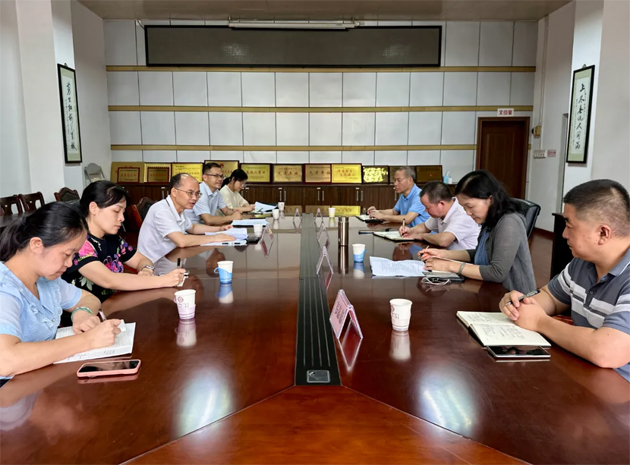 深挖館藏資源 共繪工運(yùn)發(fā)展藍(lán)圖 | 市總工會與市檔案館交流會商