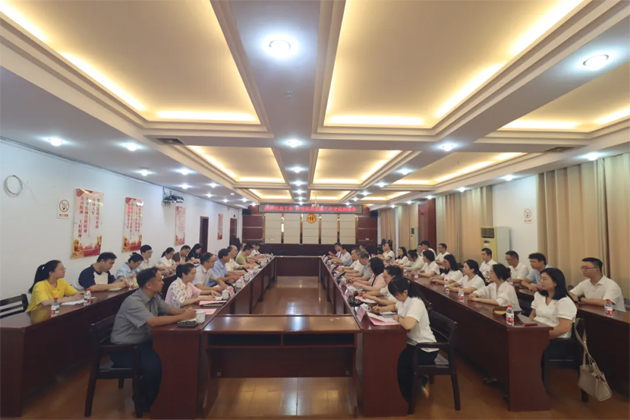 黨建引領(lǐng)聚合力 攜手共進(jìn)促發(fā)展│梧州市總工會(huì)和市司法局開展黨建工作交流座談會(huì)