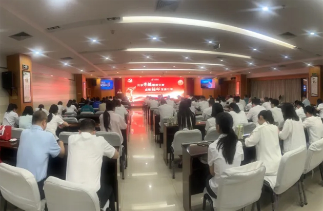 梧州郵政舉辦“傳承勞模精神火種，點(diǎn)燃梧郵發(fā)展引擎”2025 年勞模先進(jìn)事跡宣講會(huì)