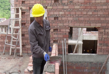 泥瓦工、快遞員也能評(píng)高層次人才，還有人獲100萬(wàn)補(bǔ)貼