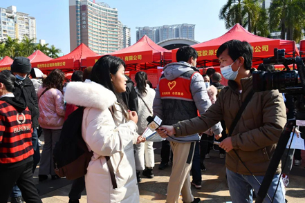 1月31日，梧州市大型戶外招聘活動繼續(xù)進行丨“‘就’在梧州 前‘兔’似錦”春風行動專項招聘會等你來