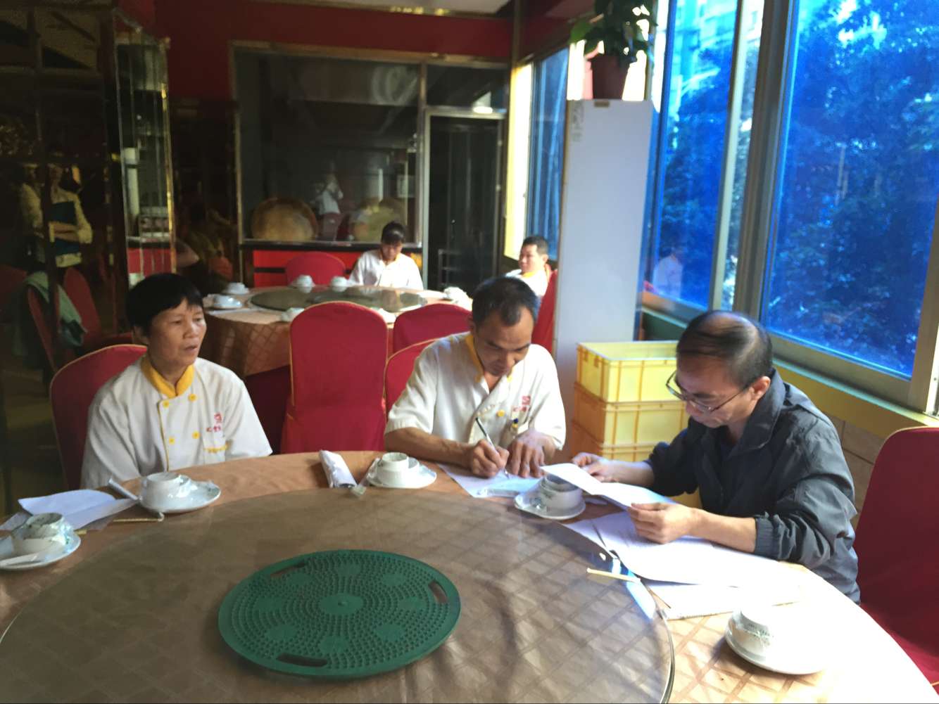 長(zhǎng)洲區(qū)總工會(huì)深入困難職工走訪調(diào)研