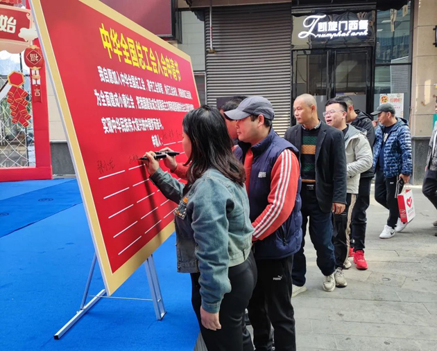 網(wǎng)約車司機(jī)入會(huì) 感受“娘家”的關(guān)愛